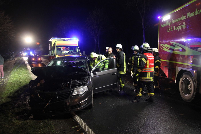 Unfall auf der Bundesstraße in Nadörst (Foto: Thomas Weege)